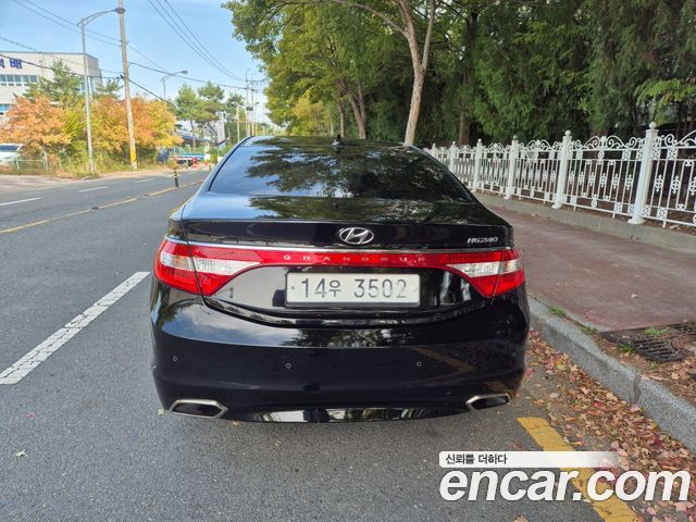 Hyundai Grandeur (HG) HG240 Modern 2015 — фото 5