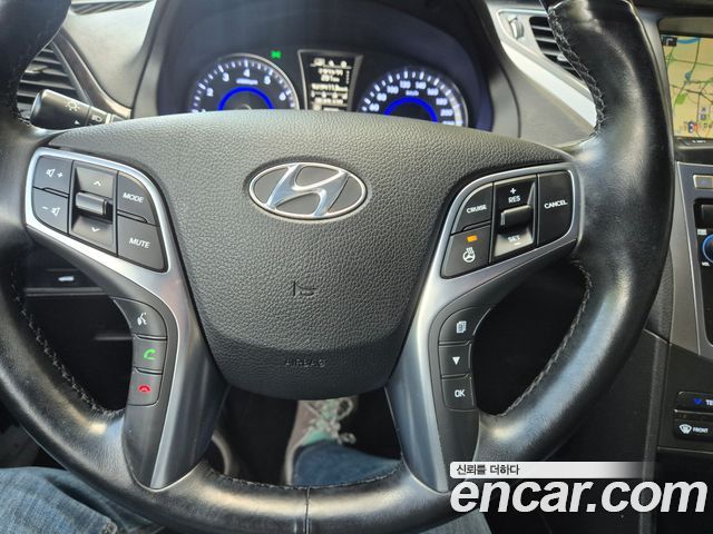 Hyundai Grandeur (HG) HG240 Modern 2015 — фото 12