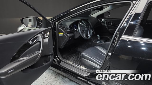 Hyundai Grandeur (HG) HG240 Modern Collection 2017 — фото 10