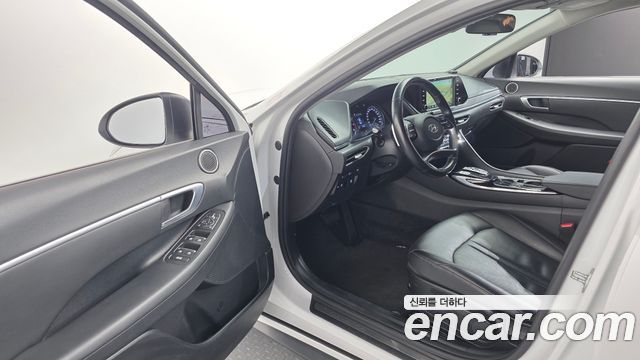 Hyundai Sonata (DN8) 2.0 LPG(rental car) Style 2021 — фото 10