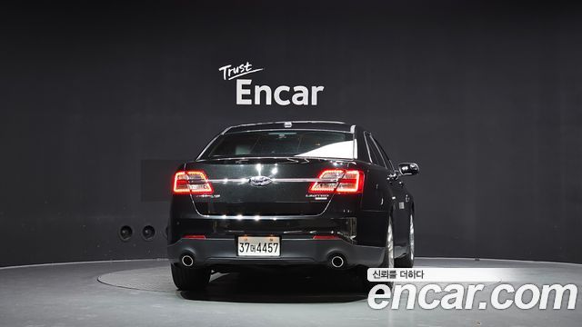 Ford Taurus 2.0 Limited EcoBoost 6th 2014 — фото 4