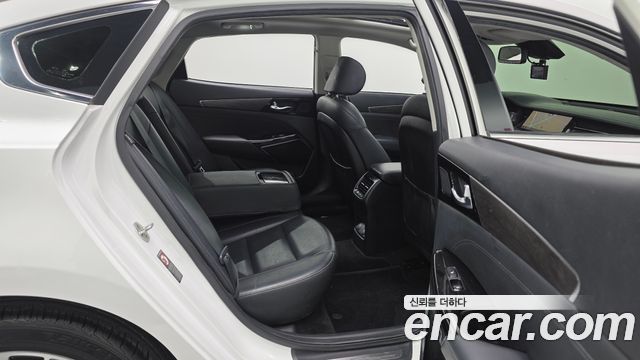 Kia K7 Premier 2.5 GDI Noblesse 2020 — фото 11