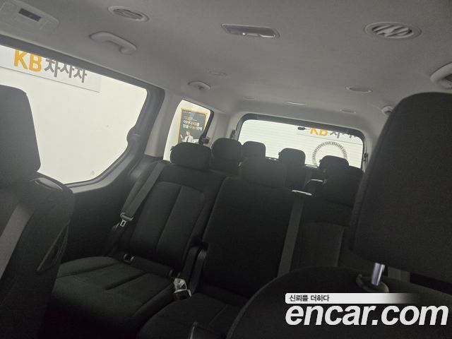 Hyundai Staria Tourer 11-Seater Smart 2025 — фото 10