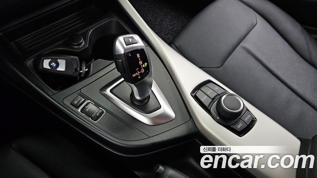 BMW 1 Series (F20) 118d JOY 5DOOR 2017 — фото 9