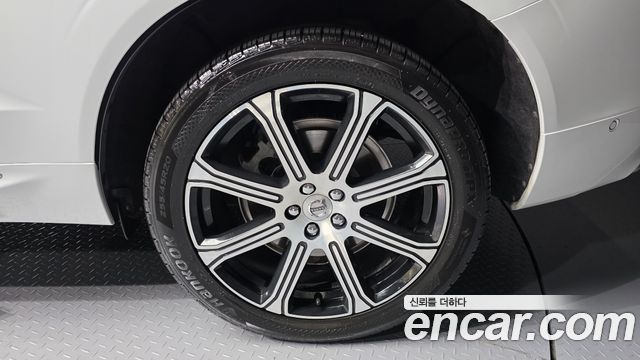 Volvo XC60 (II) D5 Inscription 2019 — фото 5