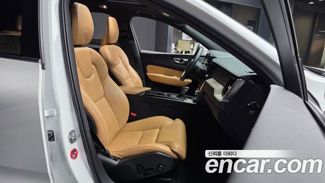 Volvo XC60 (II) D5 Inscription 2019 — фото 11
