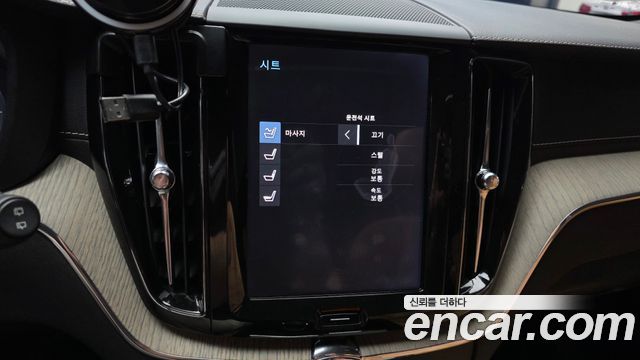 Volvo XC60 (II) D5 Inscription 2019 — фото 29