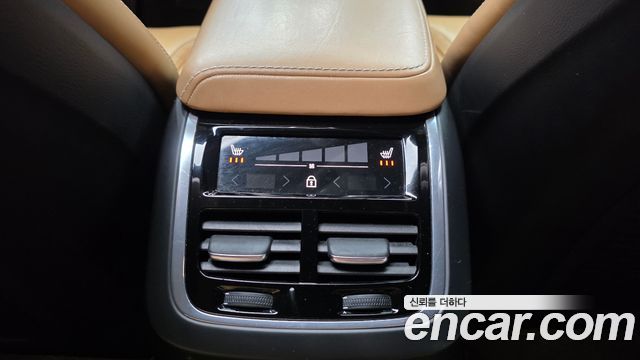 Volvo XC60 (II) D5 Inscription 2019 — фото 31