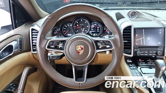 Porsche Cayenne 3.0 Diesel Platium Edition 958 2017 — фото 13