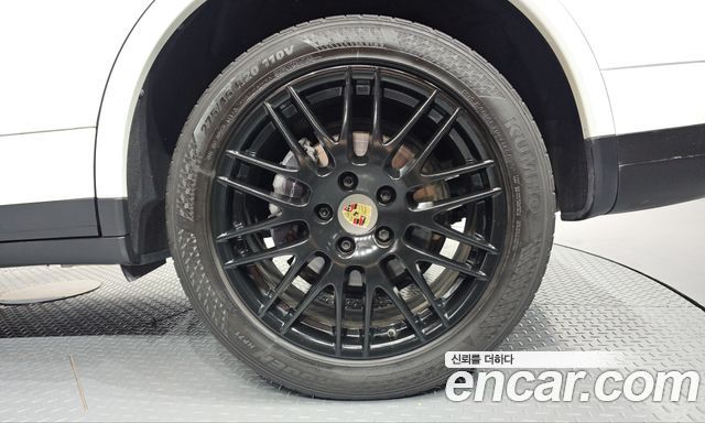 Porsche Cayenne 3.0 Diesel Platium Edition 958 2017 — фото 21