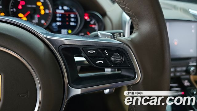 Porsche Cayenne 3.0 Diesel Platium Edition 958 2017 — фото 33
