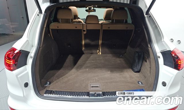 Porsche Cayenne 3.0 Diesel Platium Edition 958 2017 — фото 40