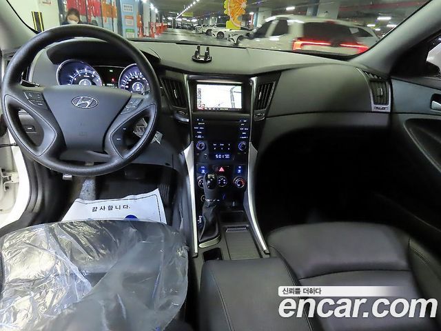 Hyundai Sonata The Brilliant LPI Smart 2013 — фото 10