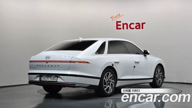 Hyundai Grandeur (GN7) 2,5 Gasoline 2WD Exclusive 2023 — фото 2