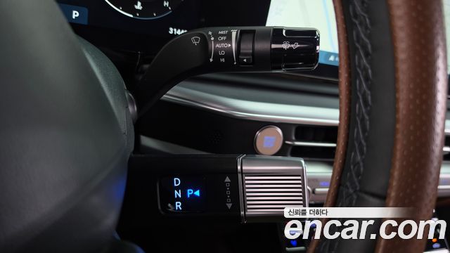 Hyundai Grandeur (GN7) 2,5 Gasoline 2WD Exclusive 2023 — фото 9