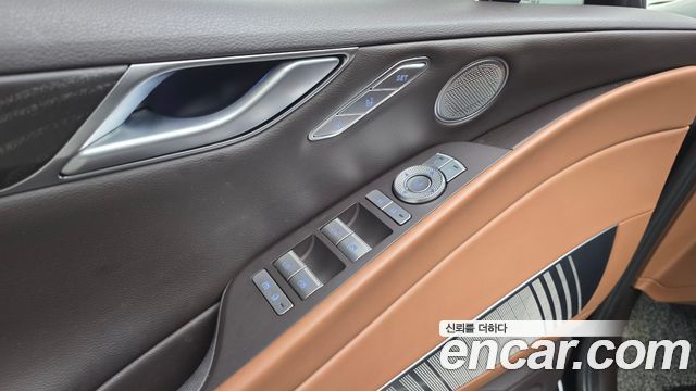 Genesis G80 (RG3) Gasoline 2.5 Turbo AWD 2022 — фото 28