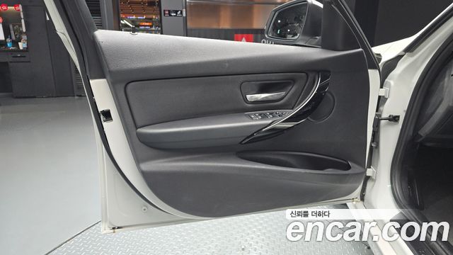 BMW 3 Series (F30) 320d ED Edition 2016 — фото 24
