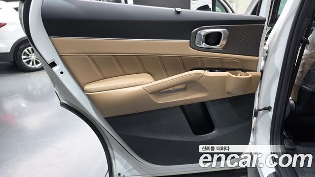 Kia Sorento (IV) Gasoline 2.5T 2WD Signature 2024 — фото 25