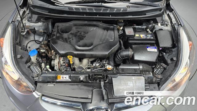 Hyundai Avante 1.6 LPi Style 2015 — фото 6