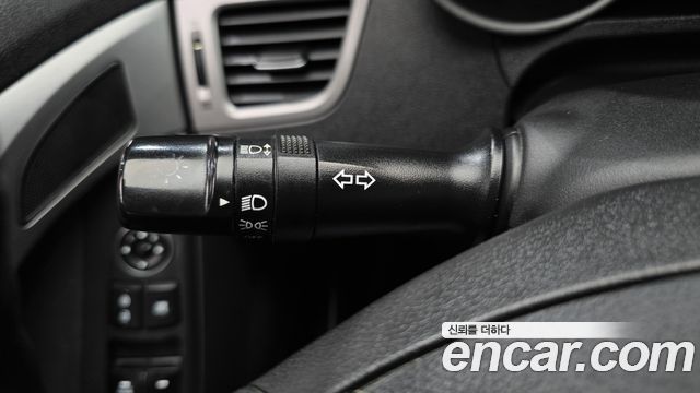 Hyundai Avante 1.6 LPi Style 2015 — фото 18