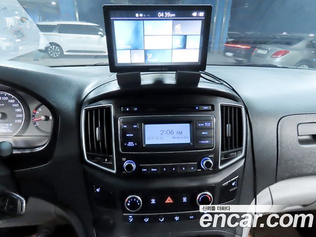 Hyundai Grand Starex 5-Seater VAN Smart 2016 — фото 16