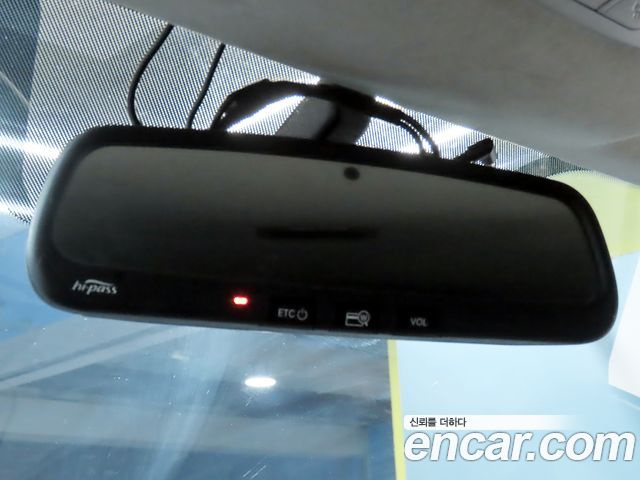Hyundai Grand Starex 5-Seater VAN Smart 2016 — фото 20