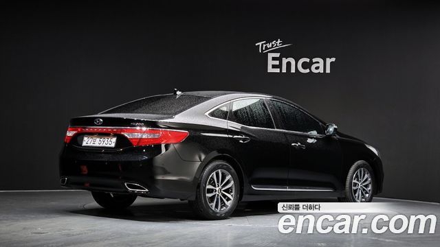 Hyundai Grandeur (HG) HG240 Luxury 2011 — фото 2
