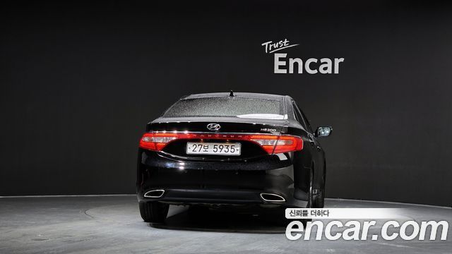 Hyundai Grandeur (HG) HG240 Luxury 2011 — фото 4