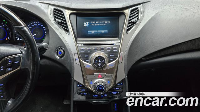 Hyundai Grandeur (HG) HG240 Luxury 2011 — фото 14
