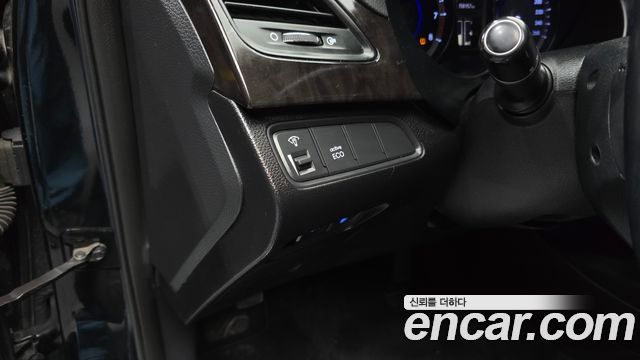 Hyundai Grandeur (HG) HG240 Luxury 2011 — фото 16