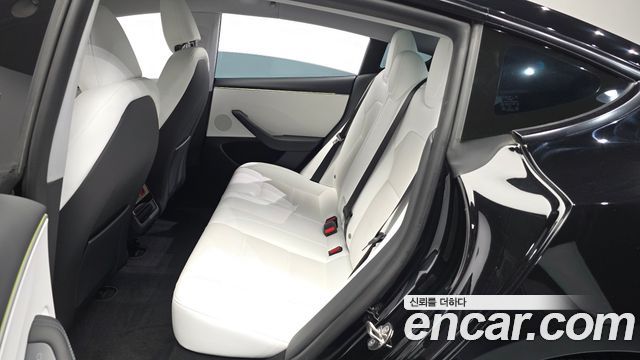 Tesla Model 3 Long Range AWD 2024 — фото 26