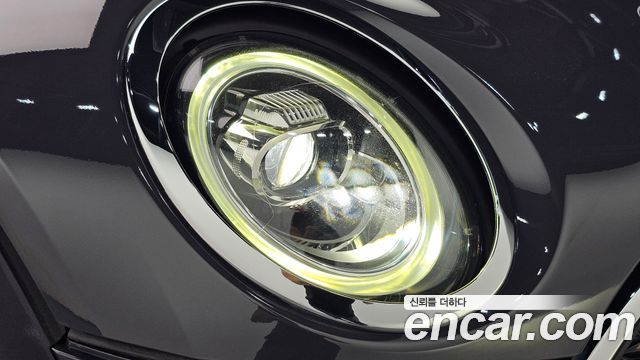 MINI Cooper S Clubman Standard 2nd 2021 — фото 22