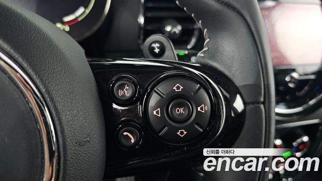 MINI Cooper S Clubman Standard 2nd 2021 — фото 31