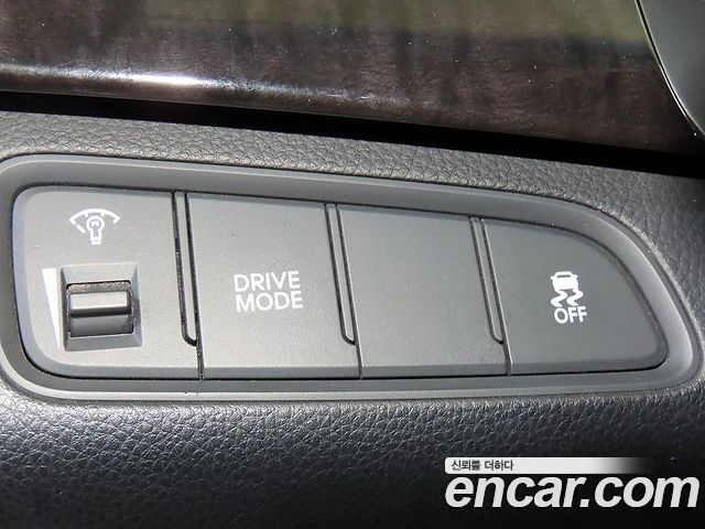 Hyundai Grandeur (HG) HG220 Diesel Premium 2015 — фото 18