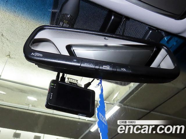 Hyundai Grandeur (HG) HG220 Diesel Premium 2015 — фото 21