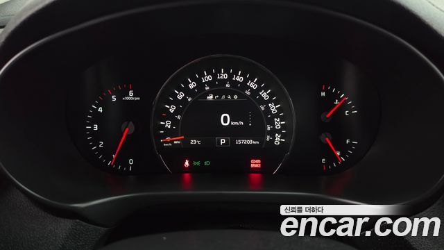 Kia Sorento Diesel 2.0 2WD Noblesse Special 2016 — фото 8