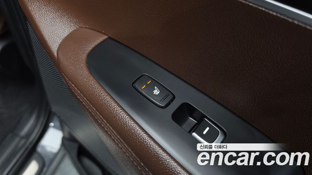 Kia Sorento Diesel 2.0 2WD Noblesse Special 2016 — фото 19