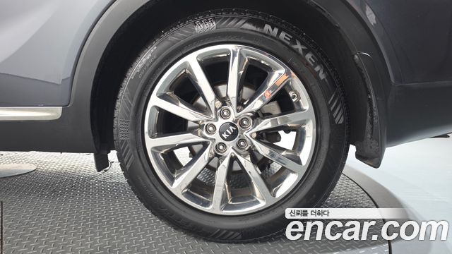 Kia Sorento Diesel 2.0 2WD Noblesse Special 2016 — фото 21