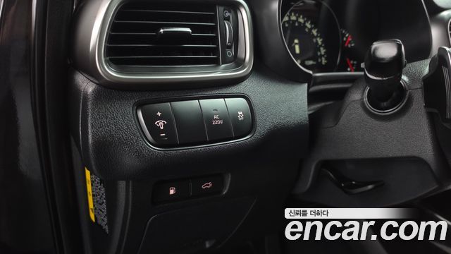 Kia Sorento Diesel 2.0 2WD Noblesse Special 2016 — фото 28