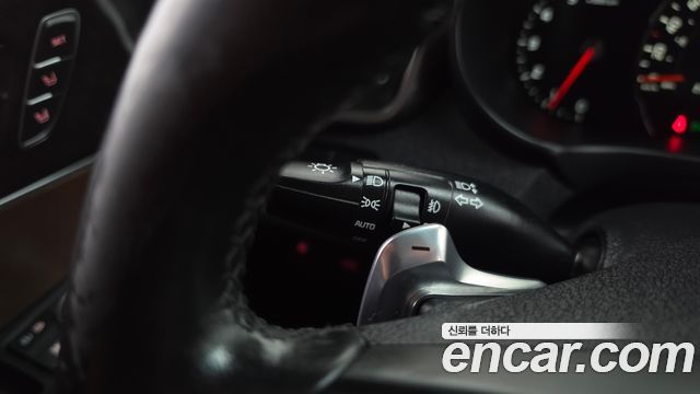 Kia Sorento Diesel 2.0 2WD Noblesse Special 2016 — фото 31