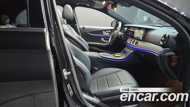 Mercedes-Benz E-Class (W213) E250 AMG Line 2023 — фото 26
