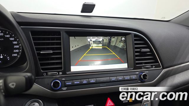 Hyundai Avante (AD) 1.6 GDI Smart 2018 — фото 14