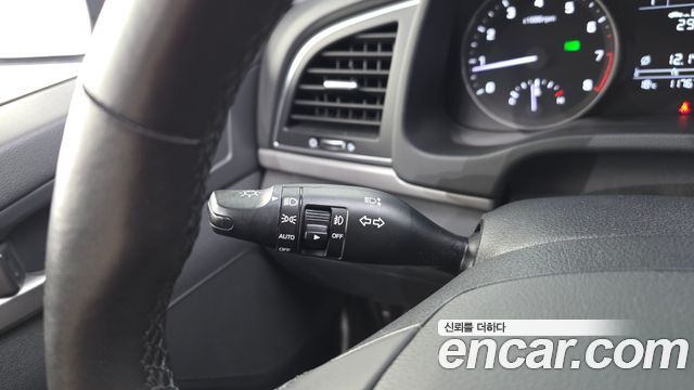 Hyundai Avante (AD) 1.6 GDI Smart 2018 — фото 17