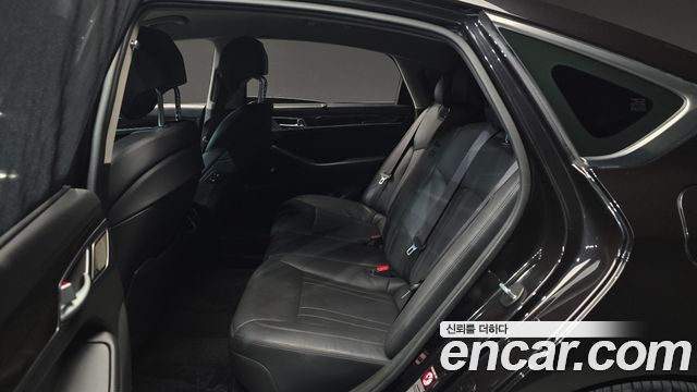 Genesis G80 3.3 GDI AWD Premium Luxury 2018 — фото 12