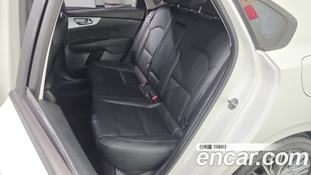 Kia K3 (II) 1.6 Prestige 2022 — фото 26