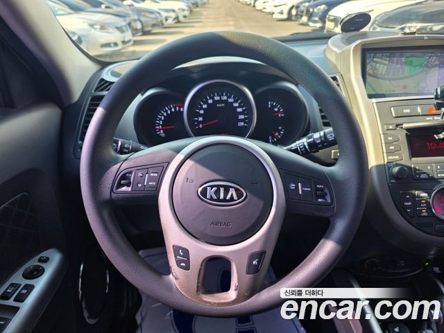 Kia Soul 1.6 GDI Luxury Standard 2012 — фото 8