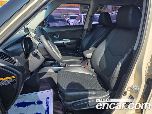 Kia Soul 1.6 GDI Luxury Standard 2012 — фото 19