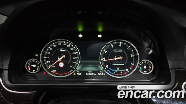 BMW 5 Series (F10) 528i xDrive M Aero Dynamic 2016 — фото 8