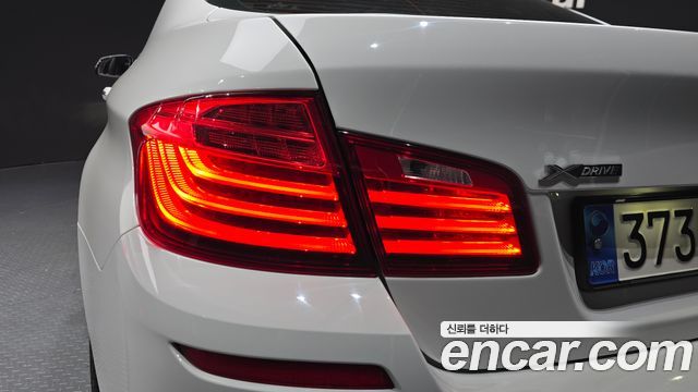 BMW 5 Series (F10) 528i xDrive M Aero Dynamic 2016 — фото 29