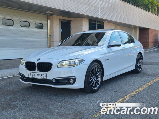 BMW 5 Series (F10) 528i Luxury Plus